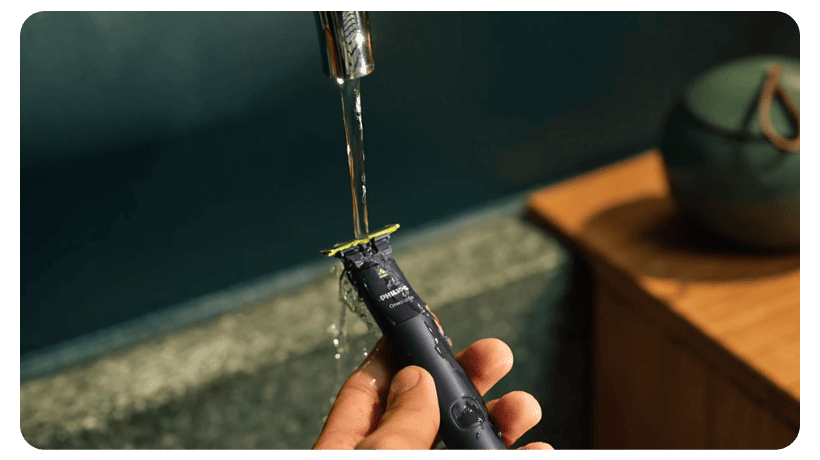 Philips-OneBlade-QP1424-10-03