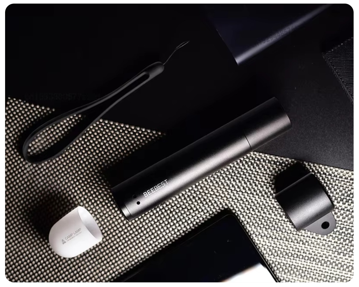 Beebest-Zoom-Flashlight-FZ101-06