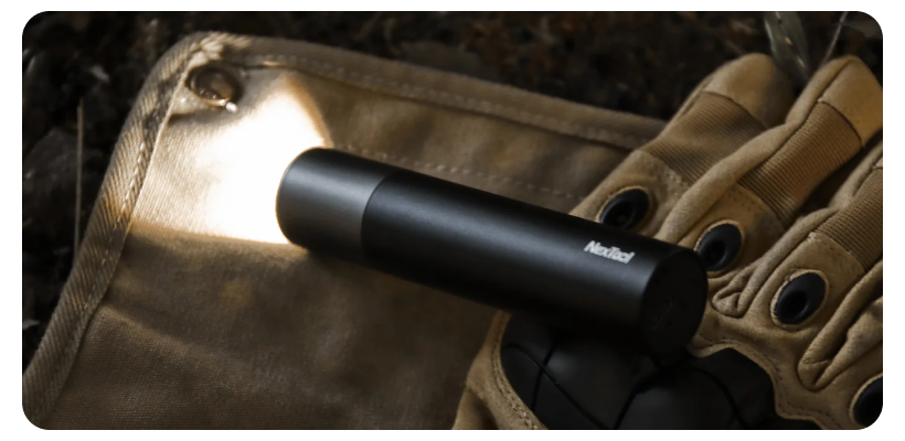 NexTool-Simplicity-Zoom-Flashlight-NE20163-06